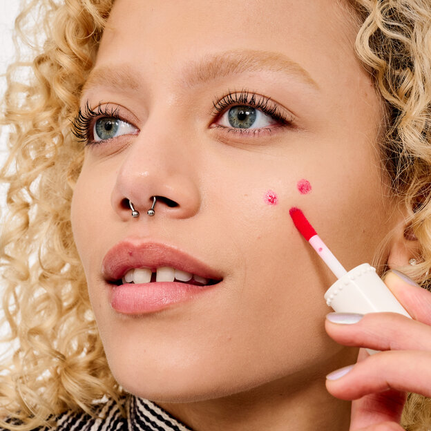 benefit cosmetics bright cherry tinted lip & cheek stain gogotint (6ml)