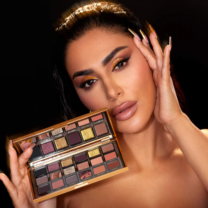 huda beauty empowered eyeshadow palette