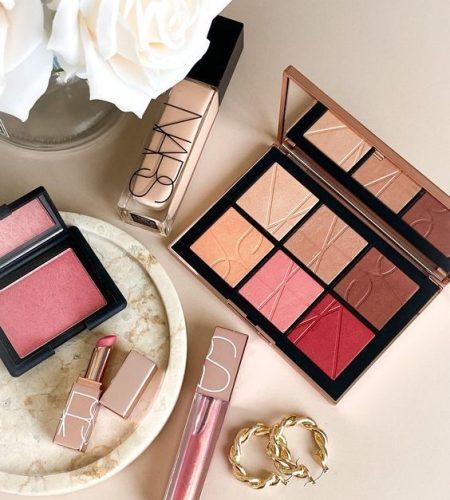 let’s review nars orgasm on the beach cheek palette — the reyna edit